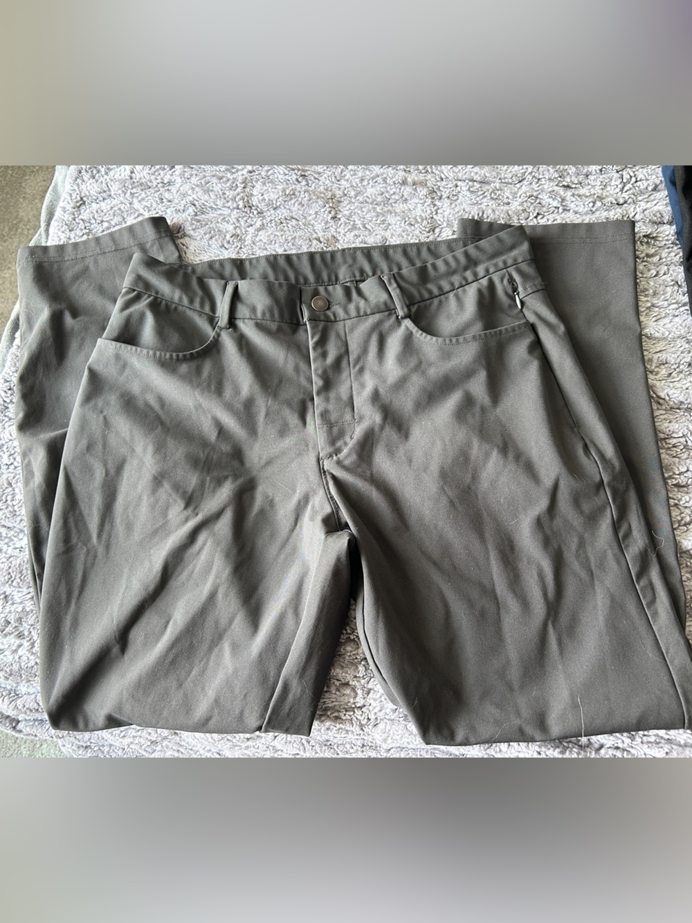 Old Navy “Panther” Grey Slim Active Tech Hybrid Pants